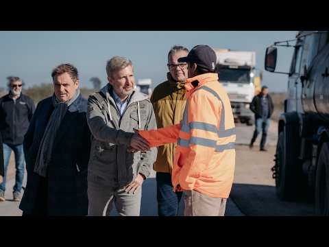 Frigerio recorrió obras de infraestructura y viviendas en Villa Paranacito e Ibicuy