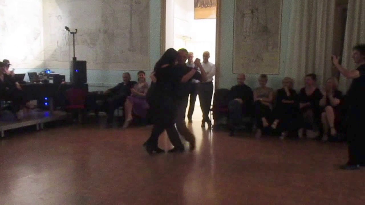 Copia di Lo Stanzone Tango..Ronda de Cumple per Guido