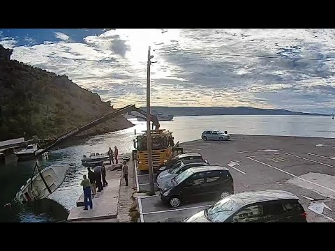 Vađenje potopljene brodice - Prizna, Live Cam Croatia
