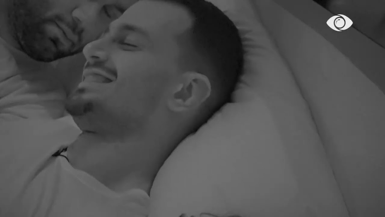 “Kush nga ju të tre i ka bërë këto biseda kaq të thella me të tjerë”/ Mateo pyet grupin e kuq