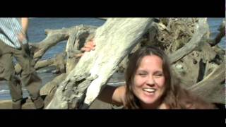 Daisy &amp; Batsauce - Magical [Official Music Video]