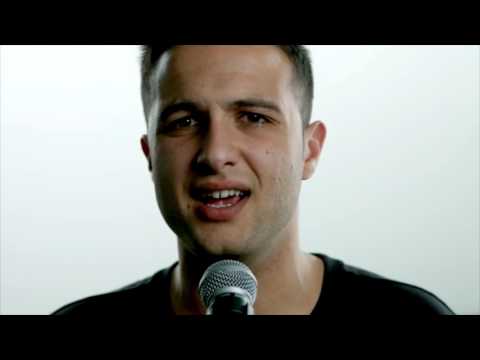 A smuls lacrimi și a cucerit publicul, aseară, la X Factor! Anton Joseph, dovada că talentul și ambiția nasc adevărate comori. Piesa asta &icirc;ți va ajunge direct &icirc;n suflet