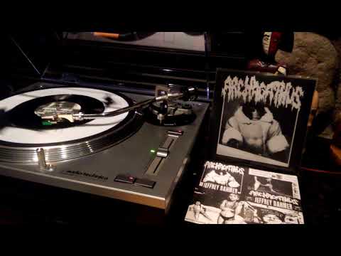 Archagathus/Jeffrey Dahmer - Mincecrusher - Side A (Archagathus)