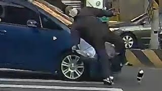 【車禍影片】紅燈慢慢走 v.s. 綠燈急轉彎（2025.12.12 彰化縣彰化市中山路一段與雲長路口