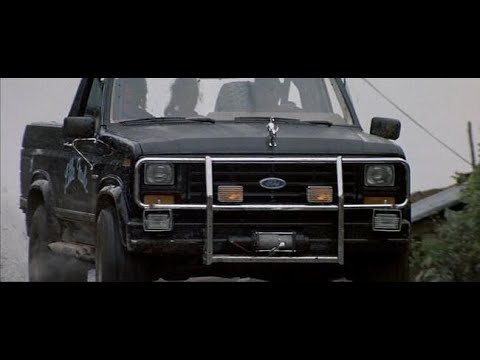 Romancing the Stone 1984 HD chase part2/3 [1080p] 2K / роман с камнем