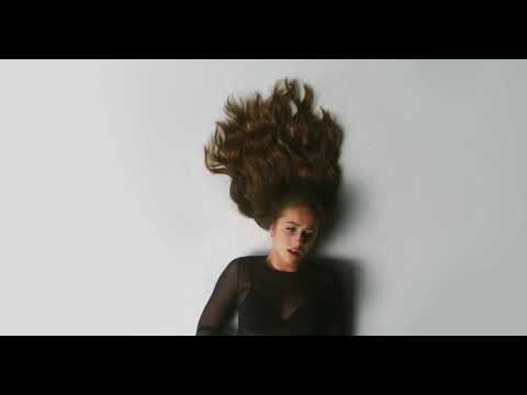 Robby East - Somebody Else (feat. Jantine) (Music Video)