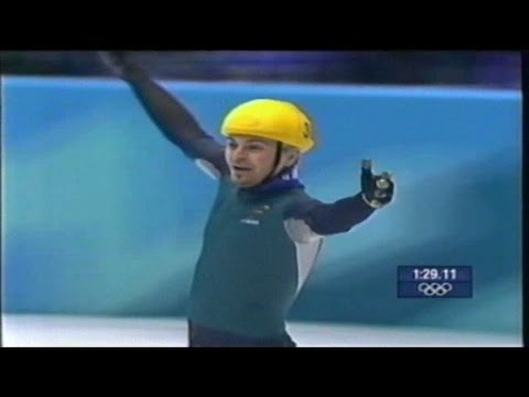 Steven Bradbury wins skating in an unusual way ~ Old!