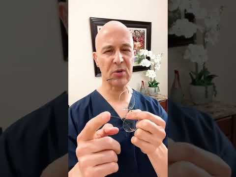 Avoid Cleaning Your Glasses This Way! Dr. Mandell