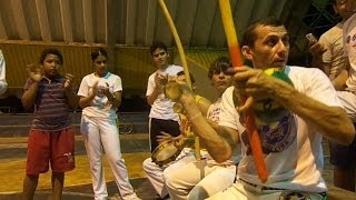 preview picture of video 'Capoeira em Canindé 2014! (parte 3/3)'