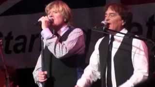 I&#39;m Telling You Now/Sea Cruise [live]- Herman&#39;s Hermits Starring Peter Noone 8.25.12