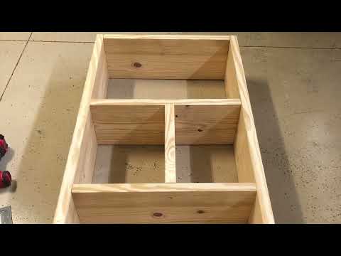 100.00 Washer-Dryer Pedestal-Nice