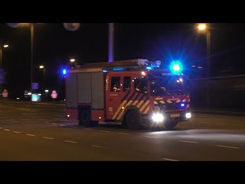 Zeer Grote brand verwoest bedrijfsverzamelgebouw in Alkmaar Oudorp aan de Lorentzstraat 27-03-2019
