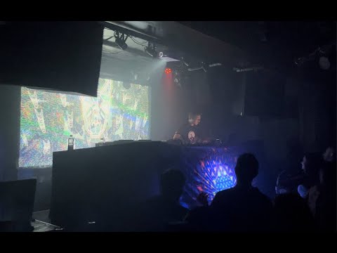 Cousin Vic - Red Budstepper | Le Son Du Placard @Newspeak Montréal Sept.15th 2022