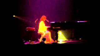 Tori Amos - Ode to the Banana King 12.18.11 Los Angeles Live Orpheum