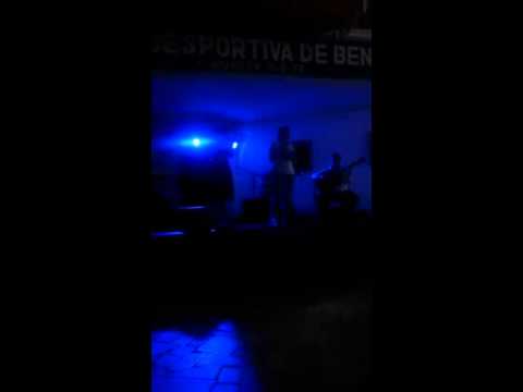 "De Rosa ao Peito" por: Rute Rita