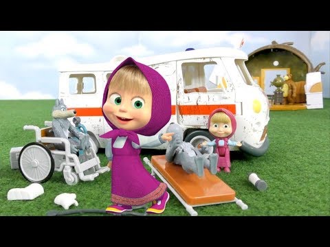 Mascha und der Bär Film + Unboxing: Bärenhaus, Krankenwagen & Tierfreunde - Kinder Spielzeugwelt
