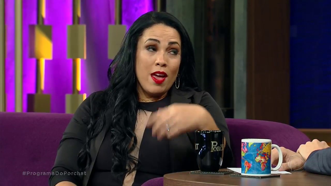 Bibi Perigosa conta como era viver foragida: "Foi terrível criar os meus filhos nesse ambiente"