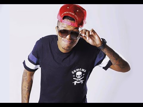 MC Delano e MC Theus - Olha Como ela vem (DJ Caverinha)