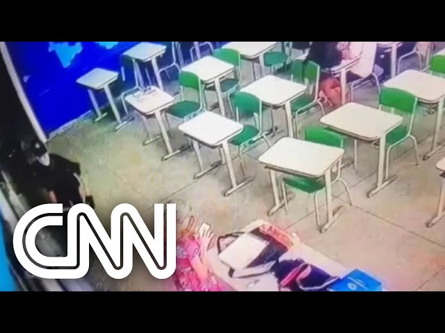 Images show the moment of the attack on the teacher at a school in SP |  LIVE CNN
