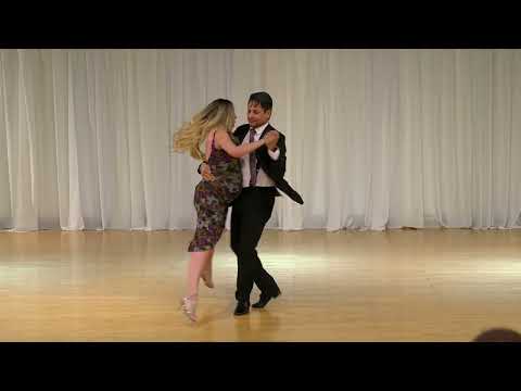 8.5 Months Pregnant Argentine Tango Demo! | Fur Elise | Ricardo & Lindsey (Los Corazon)