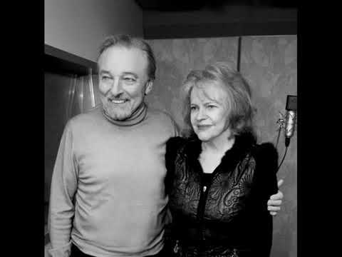 Karel Gott a Eva Pilárová-(je nebezpečné dotýkat se hvězd 2018)