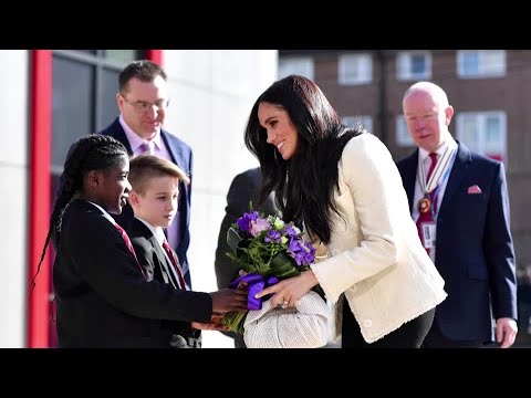 英國法官稱，小報侵犯了梅根的隱私。 (Tabloid paper breached Meghan's privacy, UK judge says)