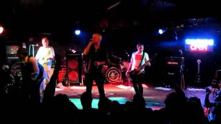 Guided by Voices - Johnny Appleseed Weed King   Bluebird 20101029