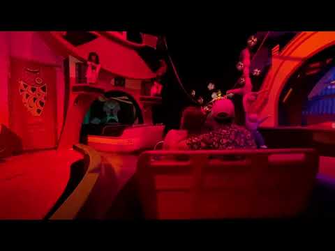 Disneyland "it's a small world" 2022 02 13 - Part 2/3