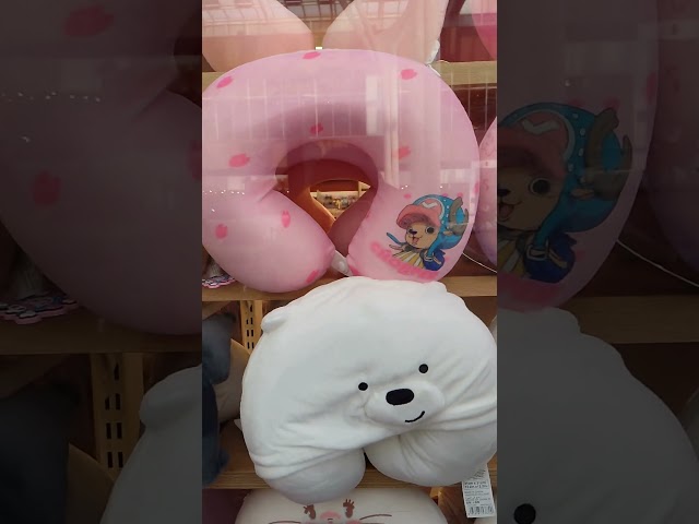 Vídeo relacionado con TOGHPUW Dracón de Peluche, Cojín de Peluche, Mercancía de Anime, Cojín Cervical, Cojín de Viaje, Función de Soporte