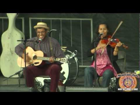 Carolina Chocolate Drops - "Jackson" - Mountain Jam VIII - 6/3/12
