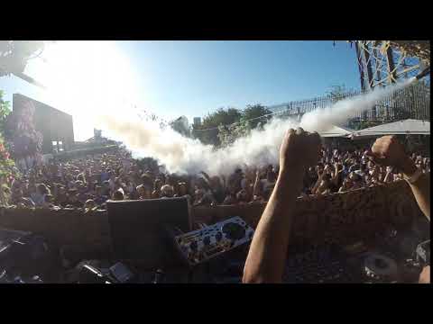 Carl Bee Live at ABODE Studio 338 London_05.08.18 - Playing "Bam" (Out on INTEC)_05.08.18