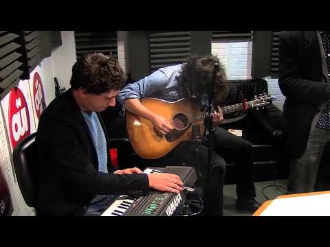 Feu! Chatterton - L'Heure Dense - Session Acoustique OÜI FM