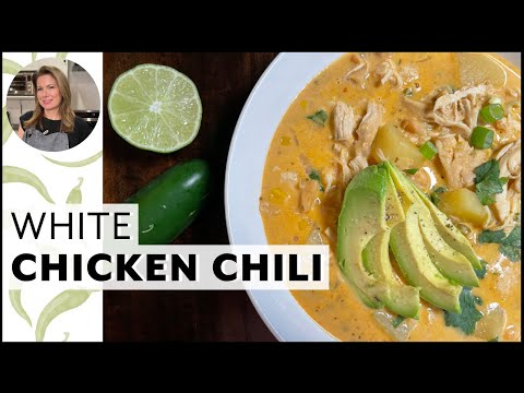 HEARTY & COMFORTING White Chicken Chili Recipe (an easy weeknight dinner)