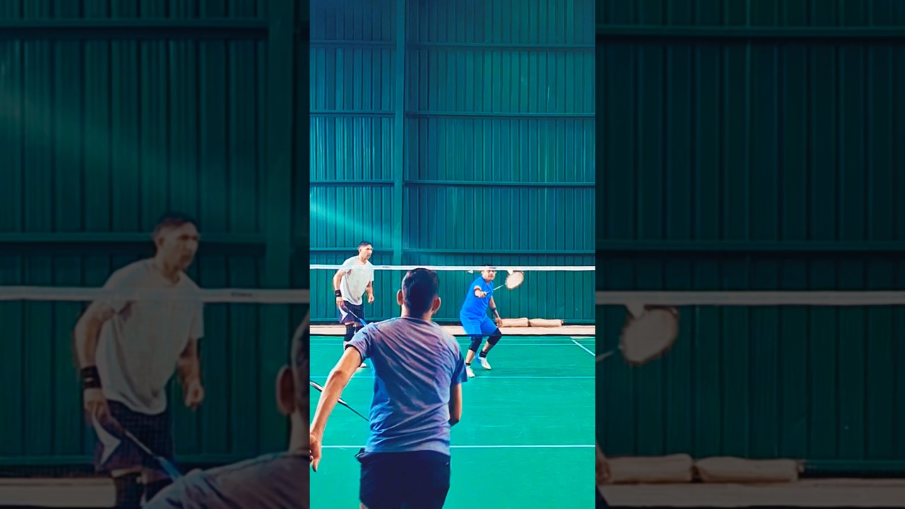 Incredible Badminton Reflexes - Defense System Tested!