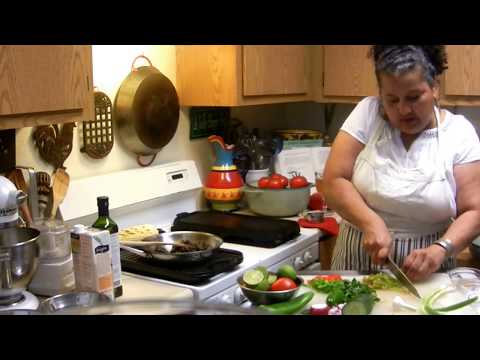 Tortitas with Verdolagas! Grilled Corn Fritters with Purslane! Part 1