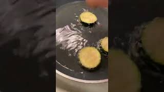Download lagu Fried zucchini recipe. #easyrecipe #easycooking mp3