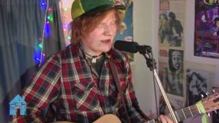 ED SHEERAN &#39;The City&#39; - Between You and Me Music