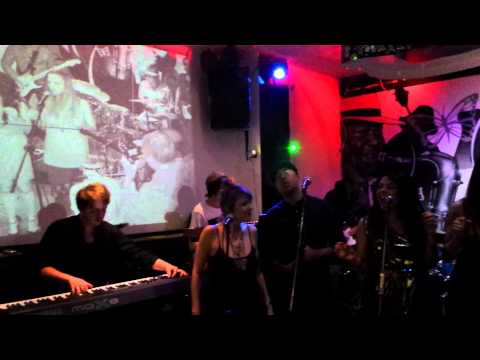 Never Gonna Get It - Vabn Gelder/Fleming (Caipirinha Jazz Bar, London 2-02-15)