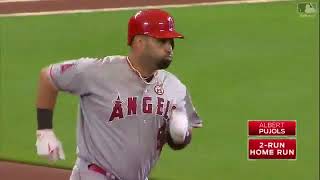 Momento en que Albert Pujols conecta el jonrón 609 de su carrera