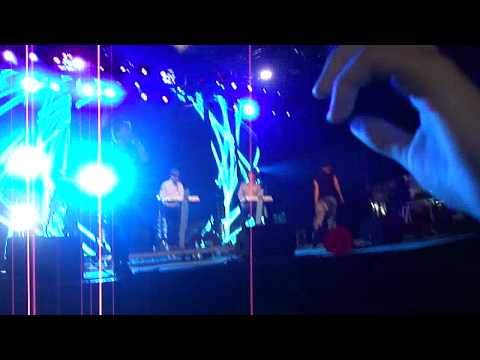 Pukkelpop 2010: Où Est Le Swimming Pool - Dance The Way I Feel LIVE