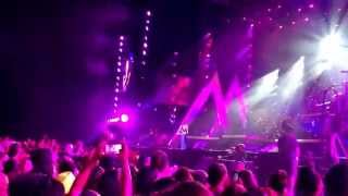 Jennifer Lopez sings No Me Queda Mas by Selena Quintanilla at Orchard Beach