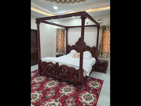 Natural brown hand carving double teakwood bed, with storage