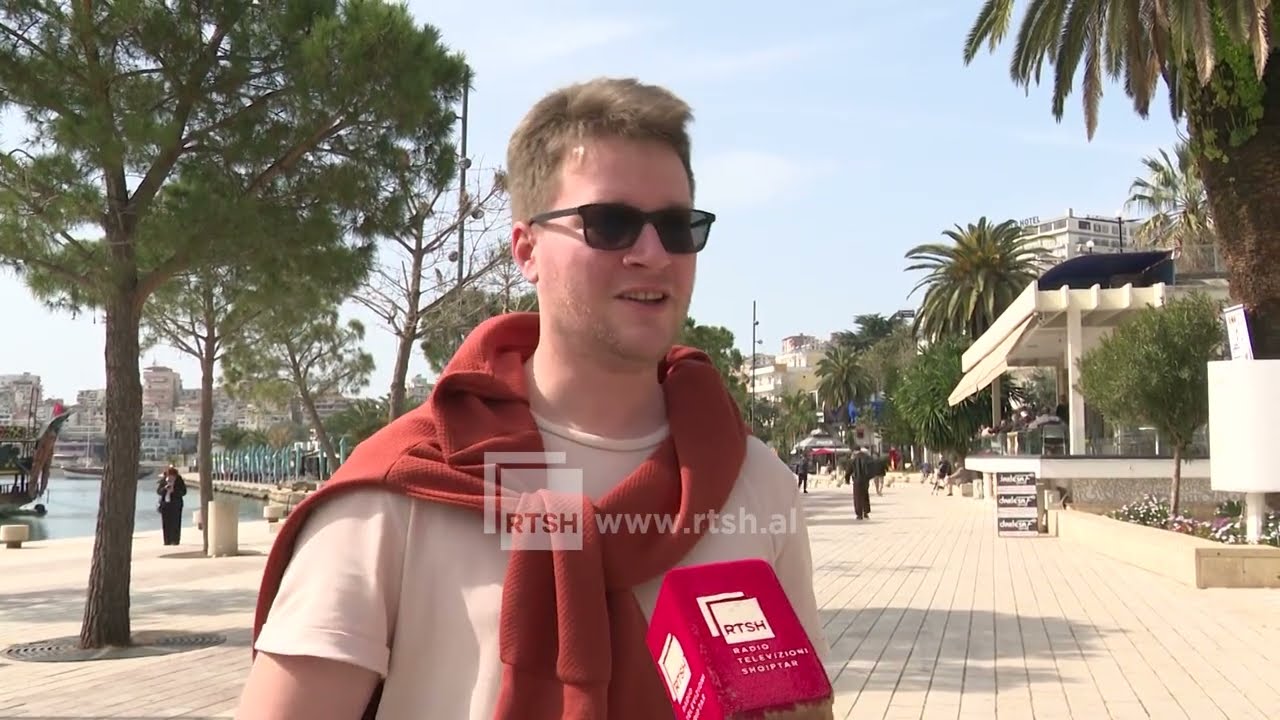 Pranvera në Sarandë, qyteti bregdetar, destinacion i preferuar nga turistët