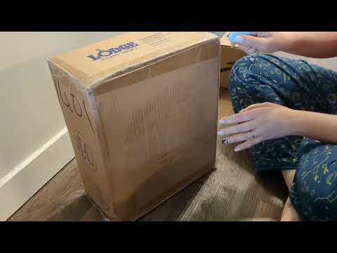 Unboxing my Lodge Enamel-Clad Cast Iron Dutch Oven
