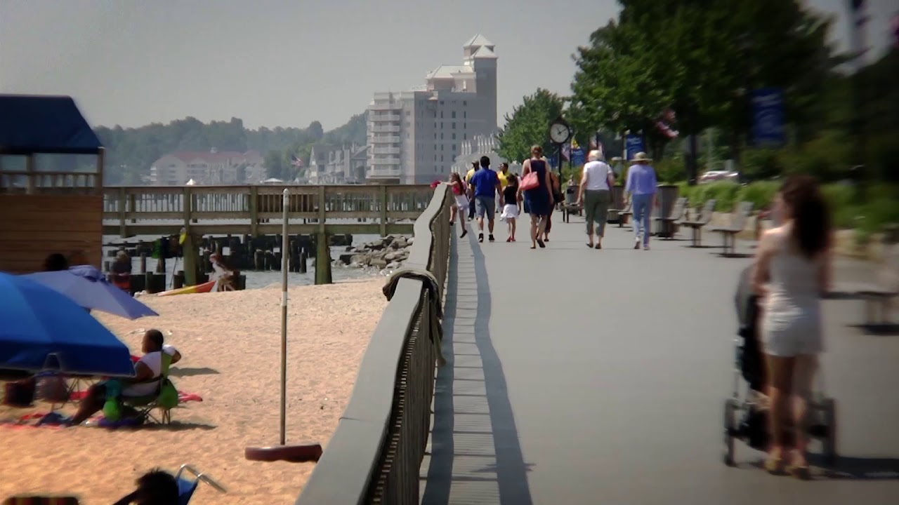 What is Calvert County famous for? Tipseri