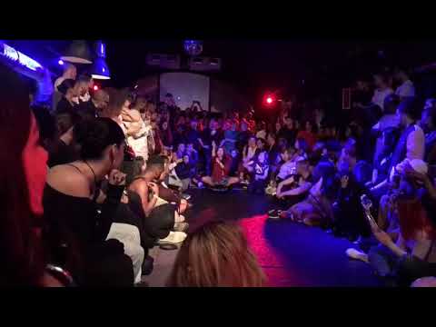 Axelle Prodigy 10's womens vogue