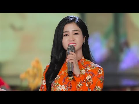 ĐOẢN CA XUÂN