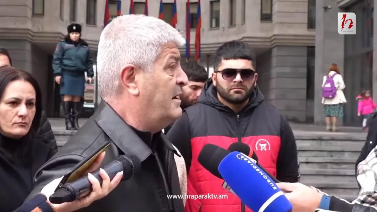 #Ուղիղ. Ատեստավորումը չհաղթահարած ուսուցիչները բողոքում են ԿԳՄՍ-ի պայմաններից