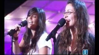 Laura y Sandra Portolés - AMORES DE BARRA - ELLA BAILA SOLA -