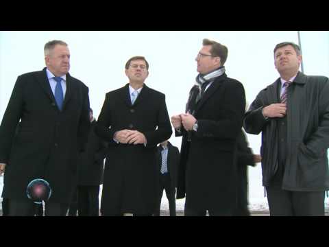 BUČKE E23P01 - VLADA OBISKALA PRVO SLOVENSKO FARMO MEGLE